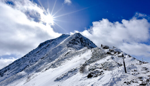 【ゴーグル着用必須】冬山の紫外線は肌だけではなく目にもダメージが！